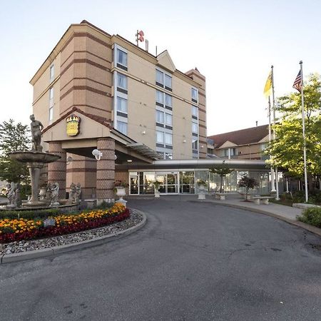 Monte Carlo Inn Airport Suites Mississauga Exterior foto